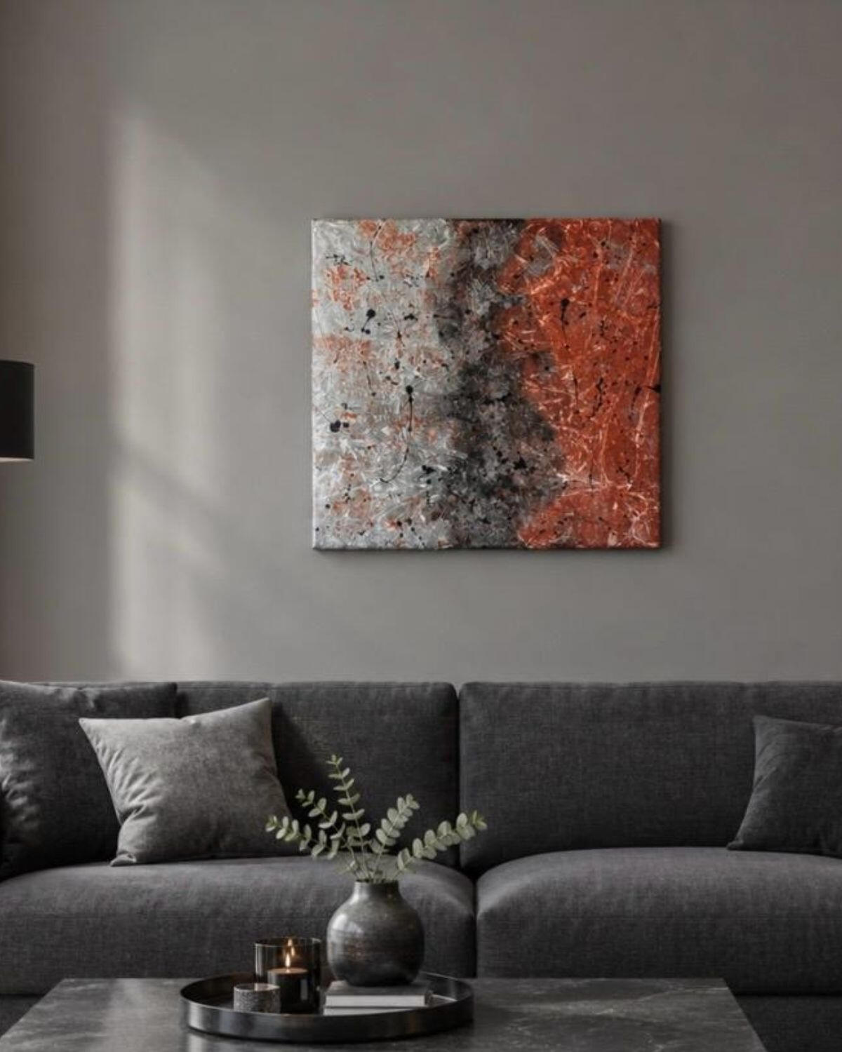 Beates Kunst Abstraktes Bild in Silber, Grau und Kupferrot mit schwarzen Farbspritzern, Beates Kunst